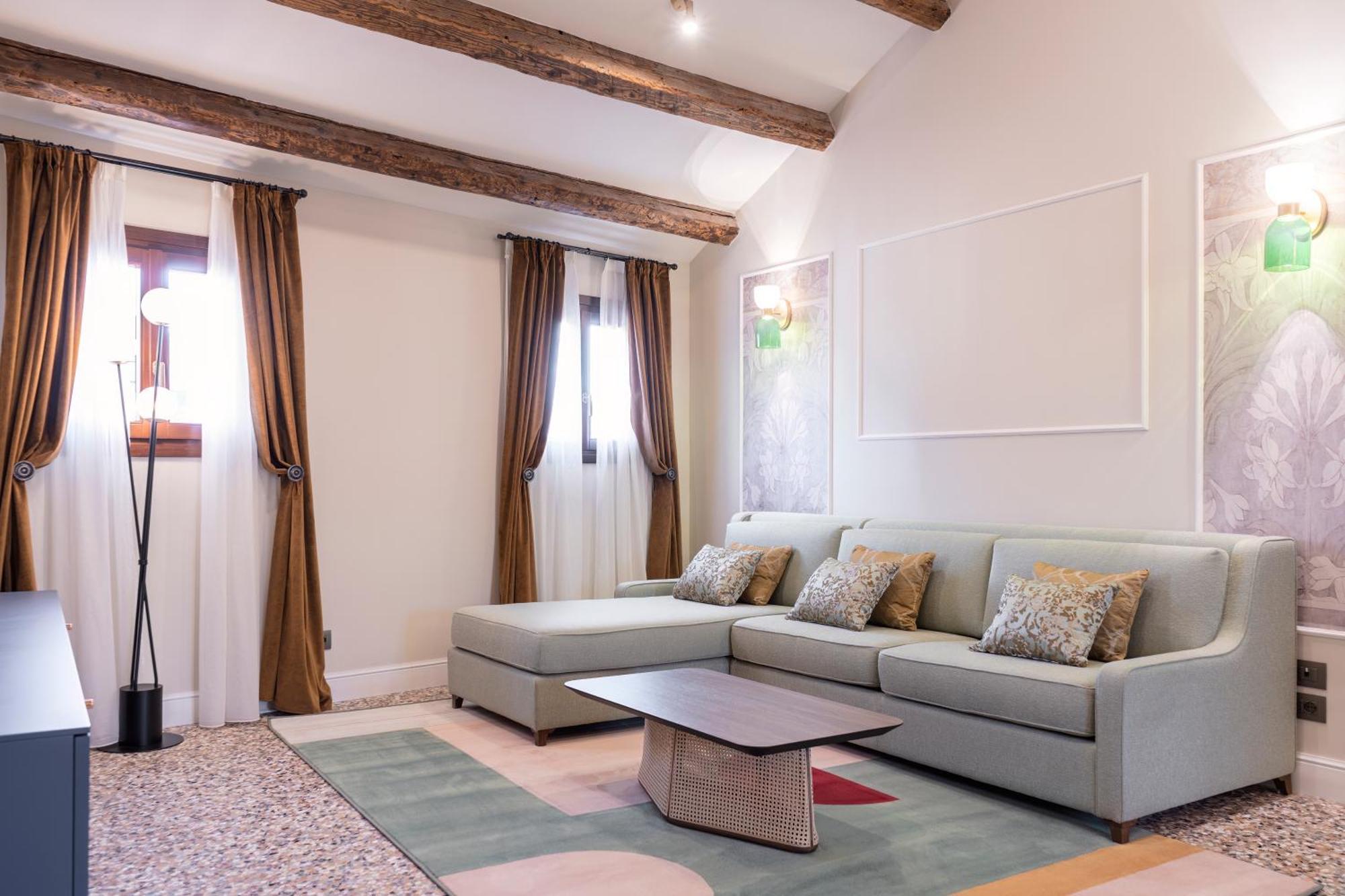 Aparthotel Be Mate Ponte Di Rialto Wenecja Zewnętrze zdjęcie